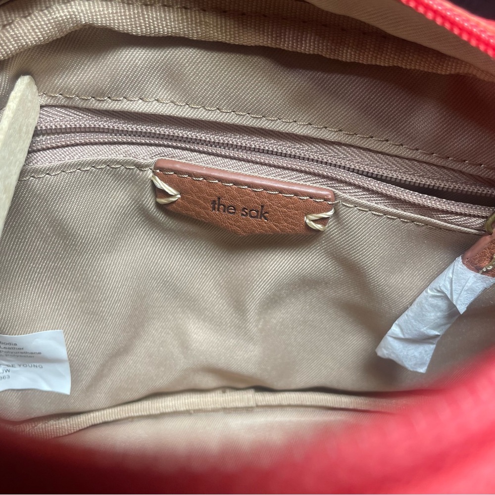 BNWT The Sak De Young Camera Crossbody Cayenne GREAT GIFT! PRICE FIRM FI… - Picture 9 of 10